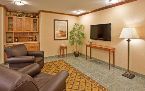 Candlewood Suites Junction City - Ft. Riley image 14